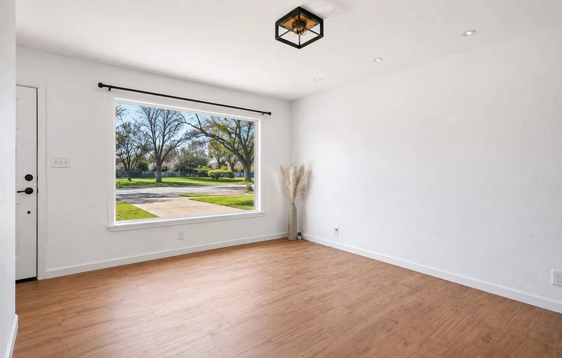 Photo of 1704 Cherry Orchard Drive