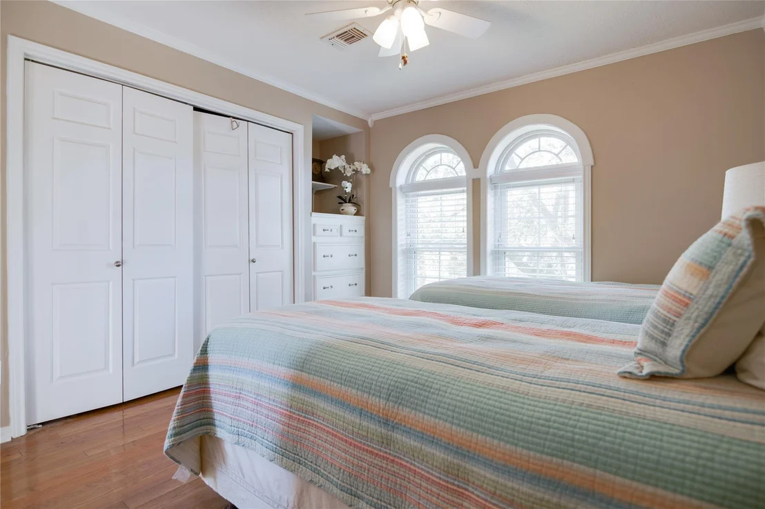 Photo of 614 Olde Oaks Drive