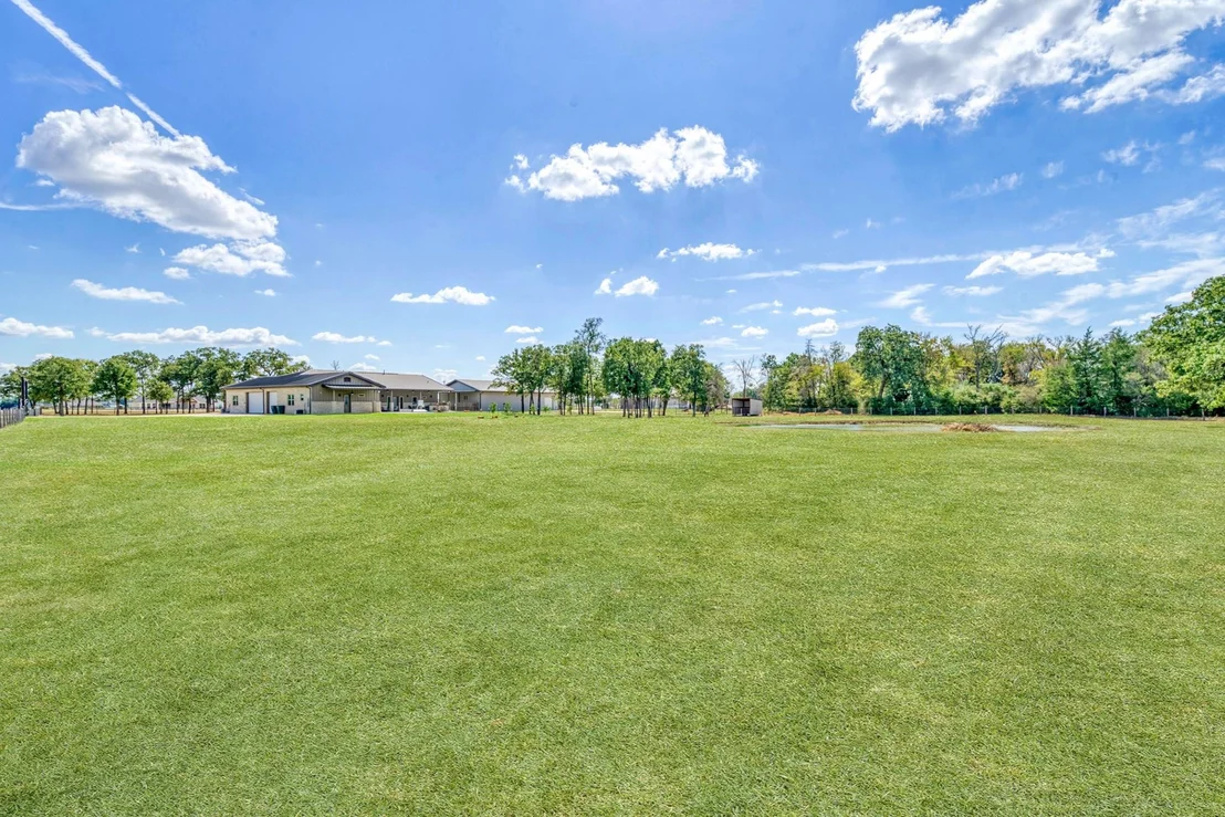 Photo of 5792 Andert Road
