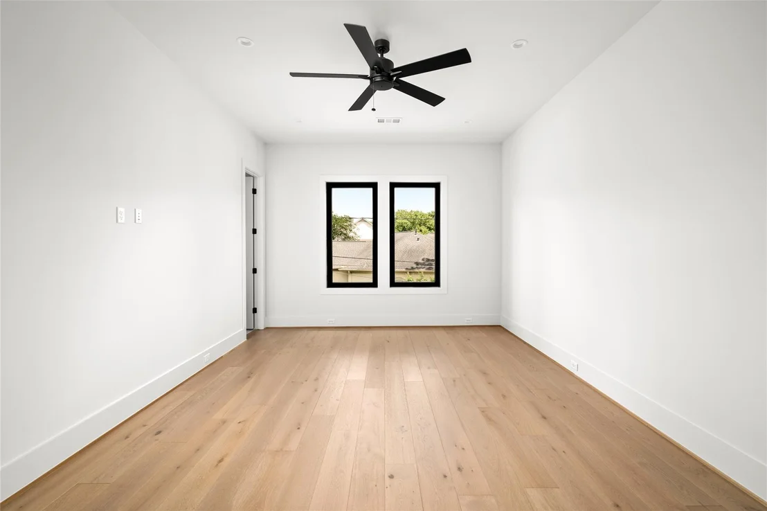 Photo of 710 Glen Echo Lane