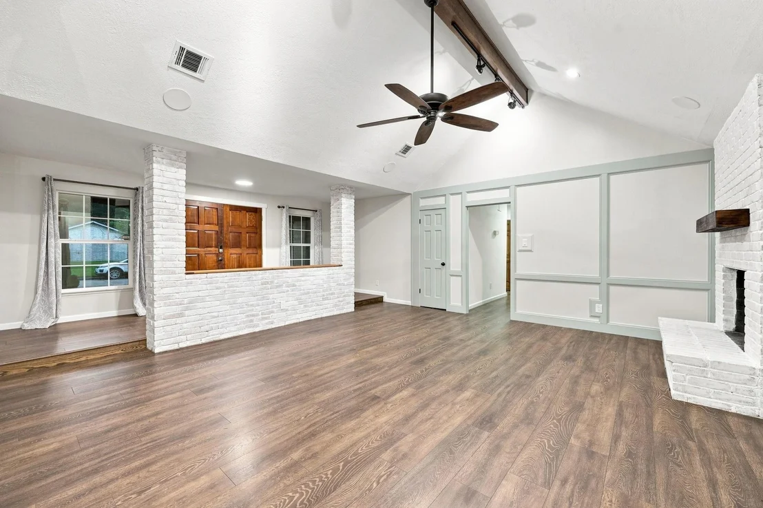 Photo of 25514 Fairbrook Lane