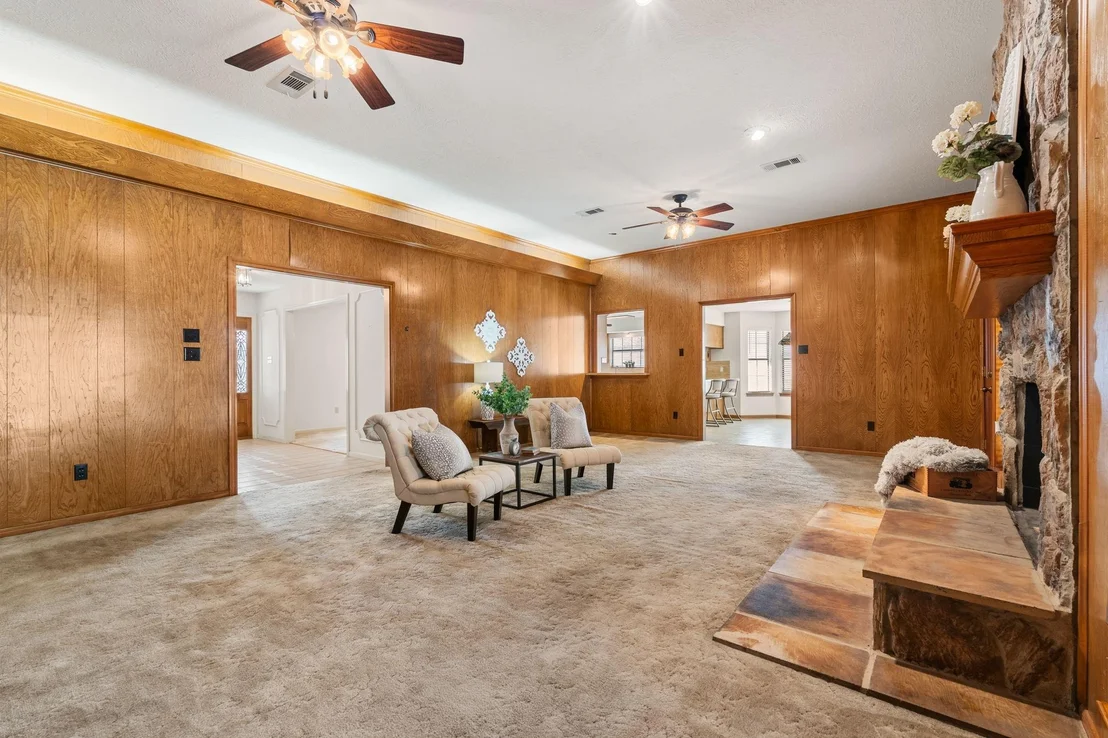 Photo of 105 Greenbriar Drive