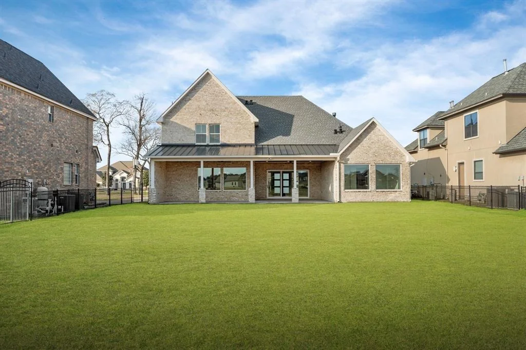 Photo of 11585 Grandview Drive