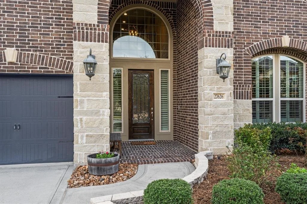 Photo of 27626 Long Cliff Lane