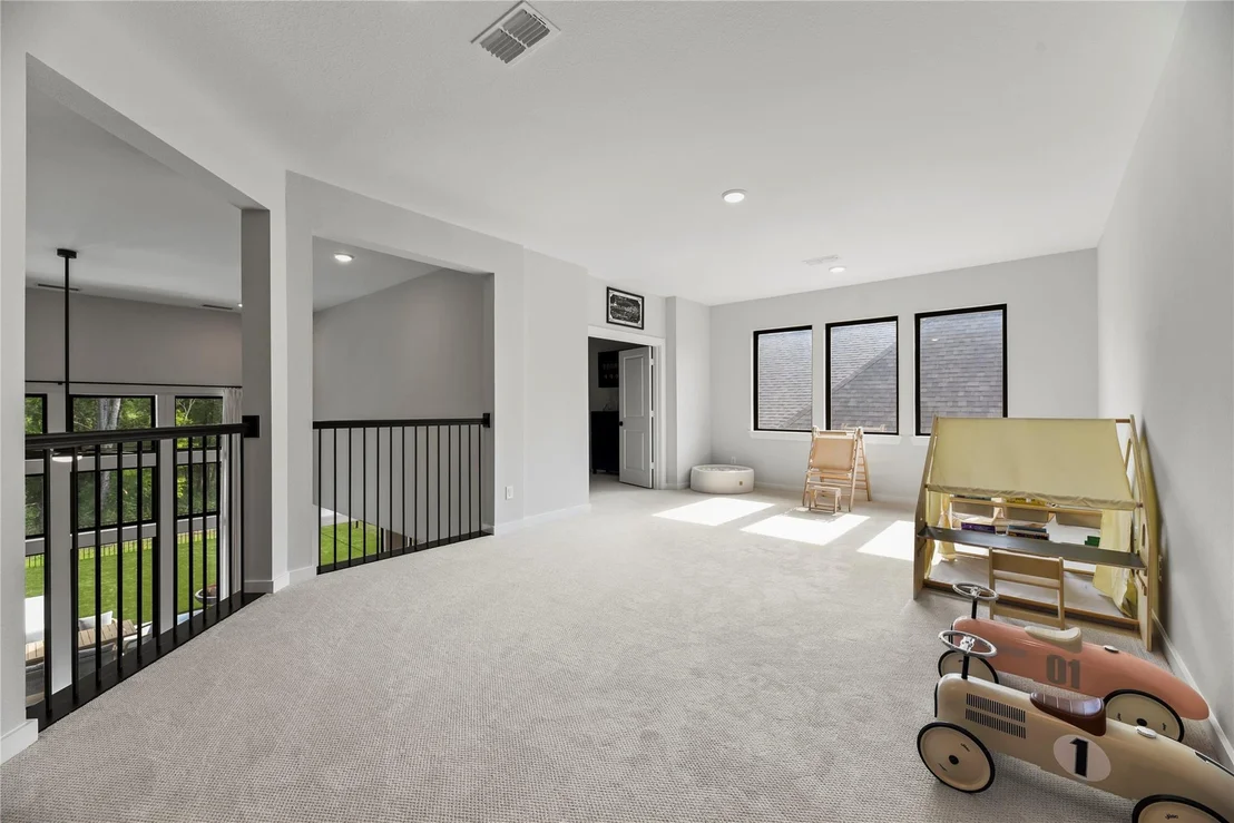 Photo of 4439 Southpoint Way