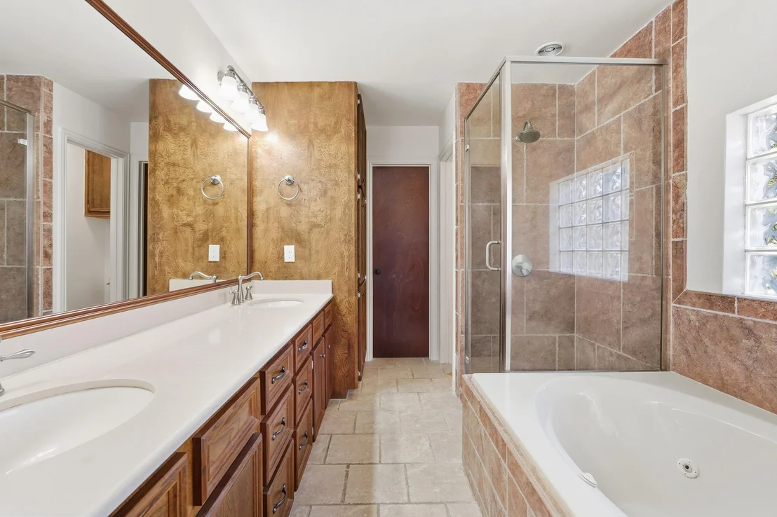 Photo of 2826 E Elm Circle