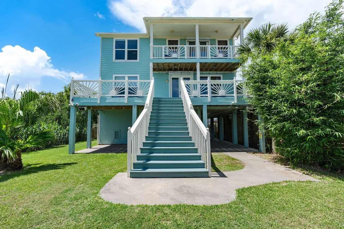 Photo of 100 Avenue A