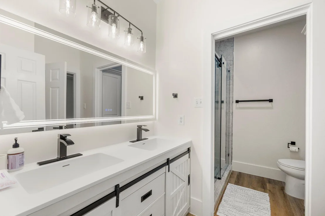 Photo of 31219 Edgewater Drive