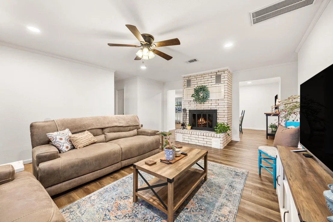 Photo of 101 Lake Shore Drive