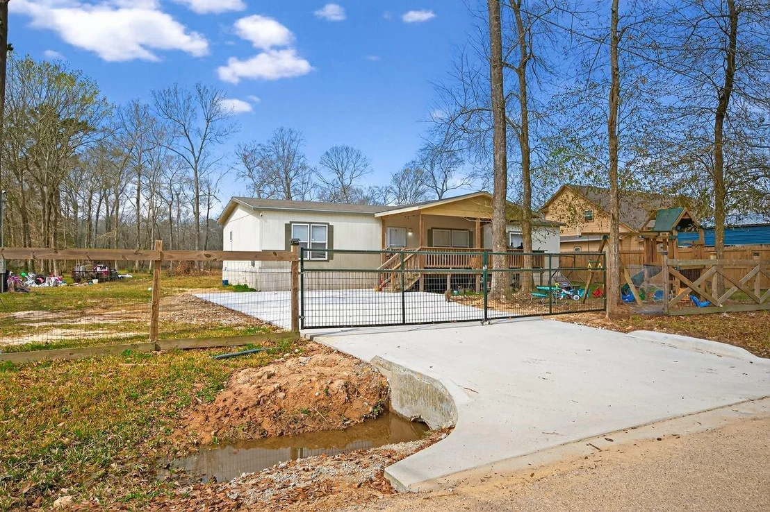 Photo of 101 County Road 3189b