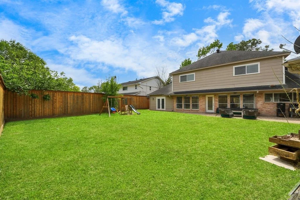 Photo of 415 Lakeside Estates Drive