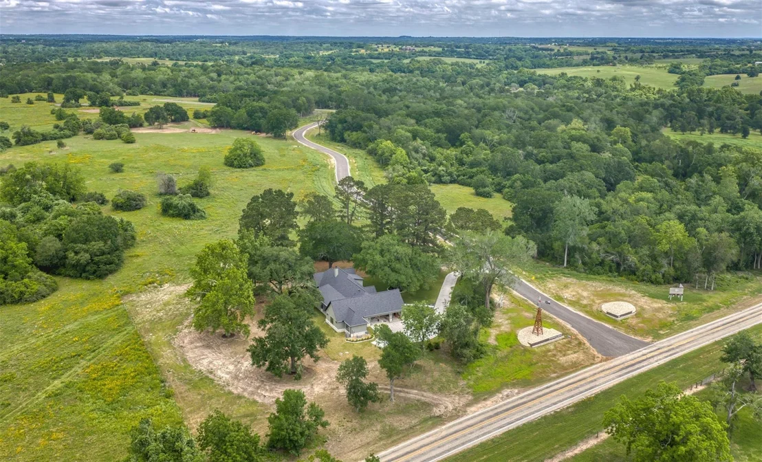Photo of 2-32 Windmill Ridge