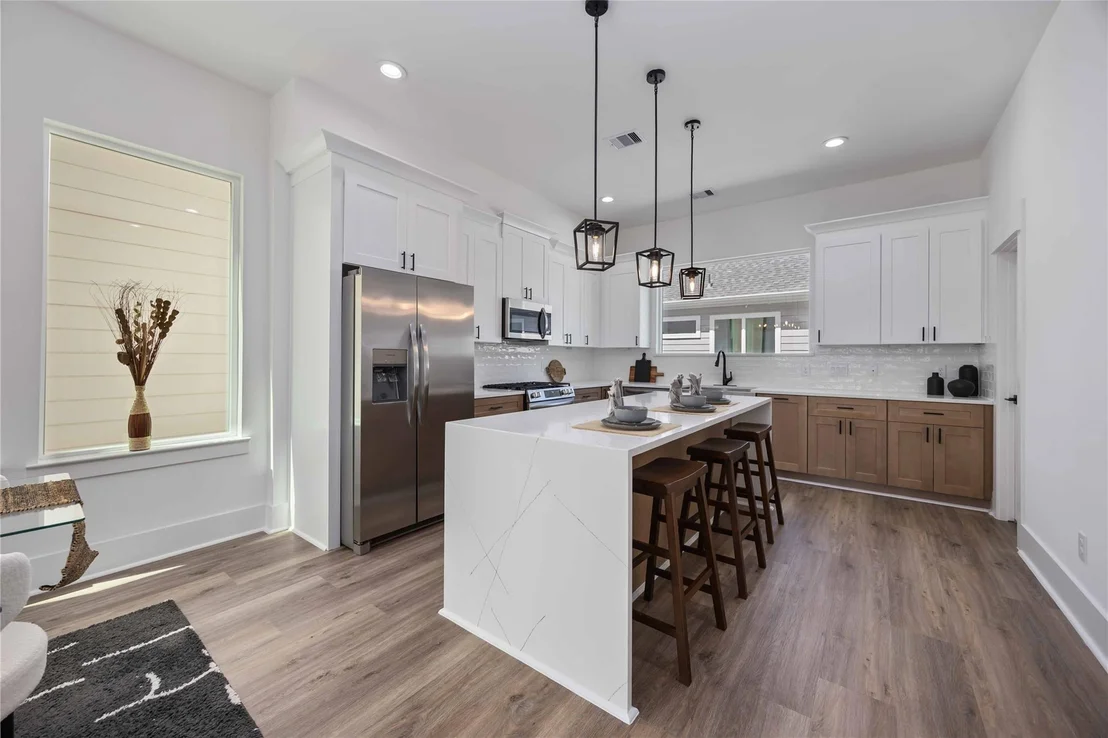 Photo of 1941 Knoll Square Drive