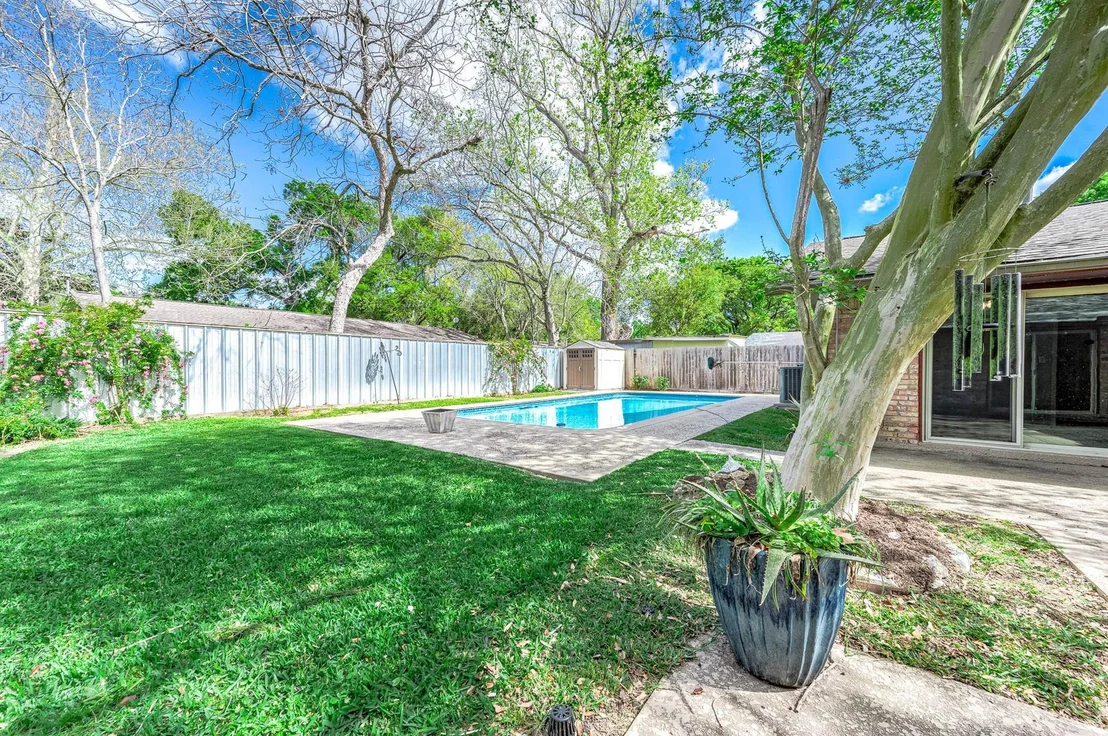Photo of 1411 Richvale Lane