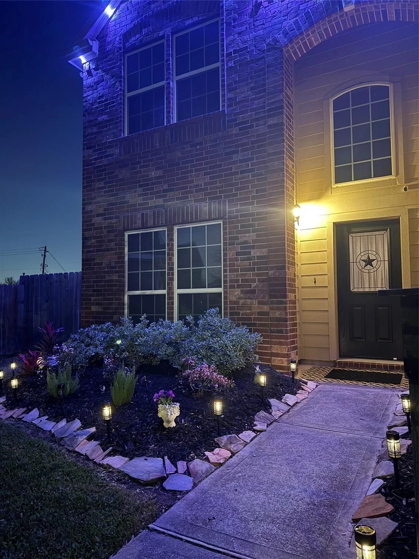 Photo of 802 Brushfield Court