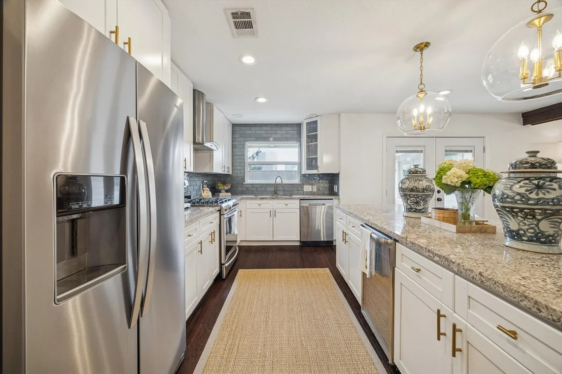 Photo of 9829 Pine Lake Drive