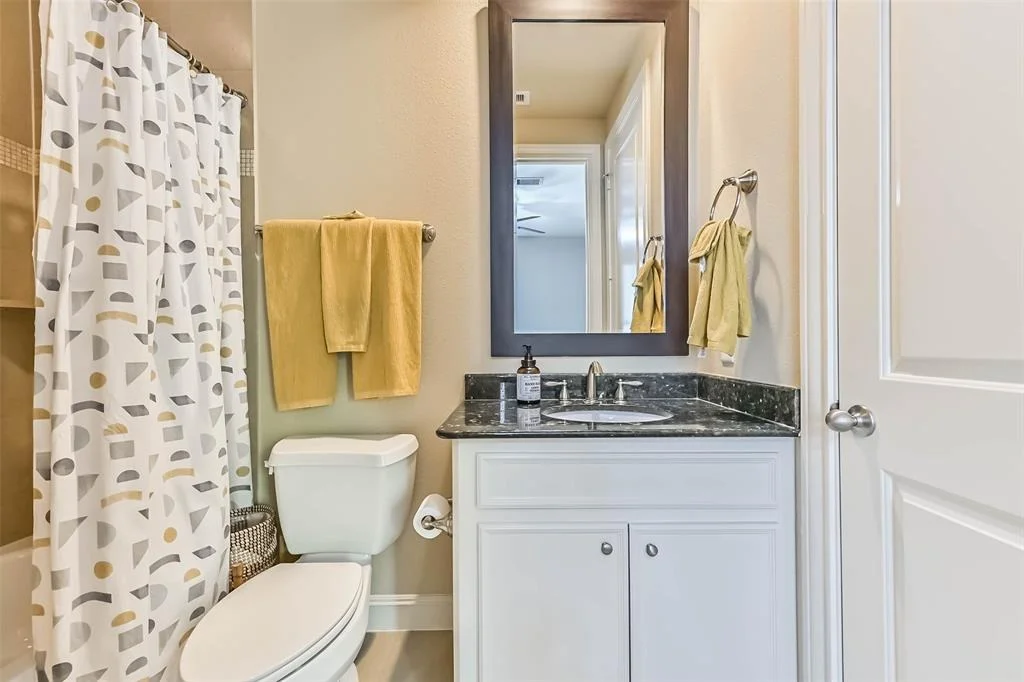 Photo of 2425 Polk Street