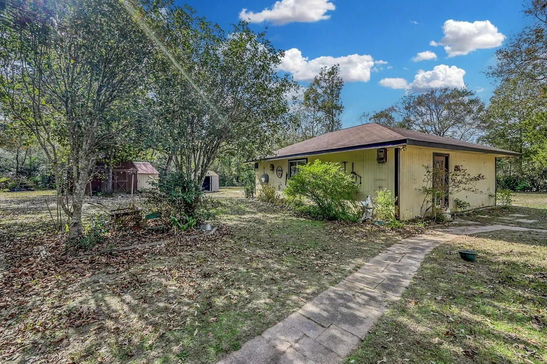 Photo of 16310 Weaver Lane