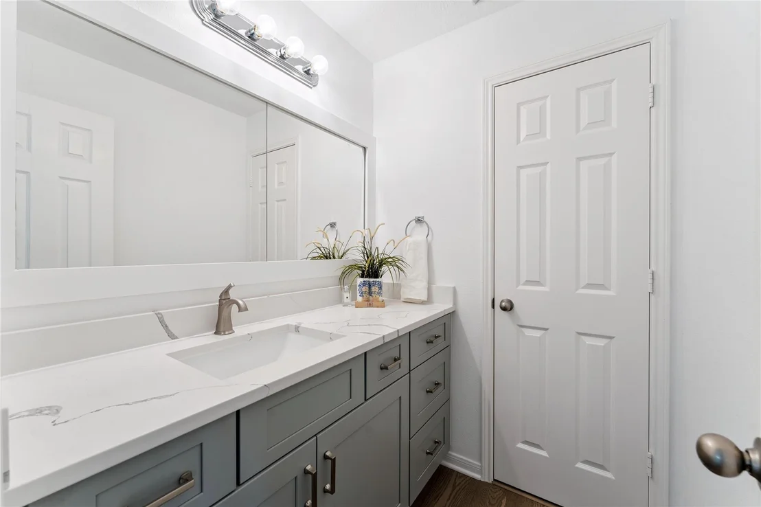 Photo of 7202 Fountain Meadow
