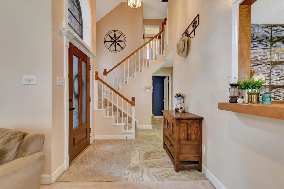 Photo of 15611 Birchview Drive