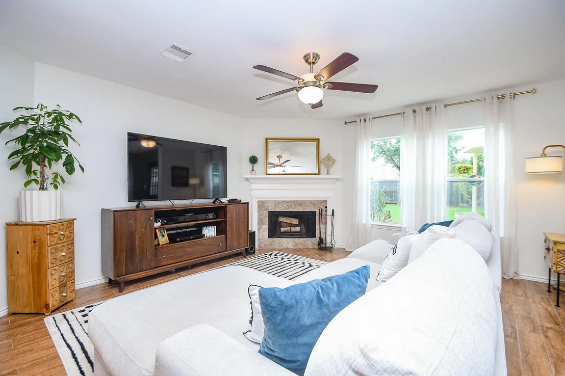 Photo of 3826 Carters Lake Drive