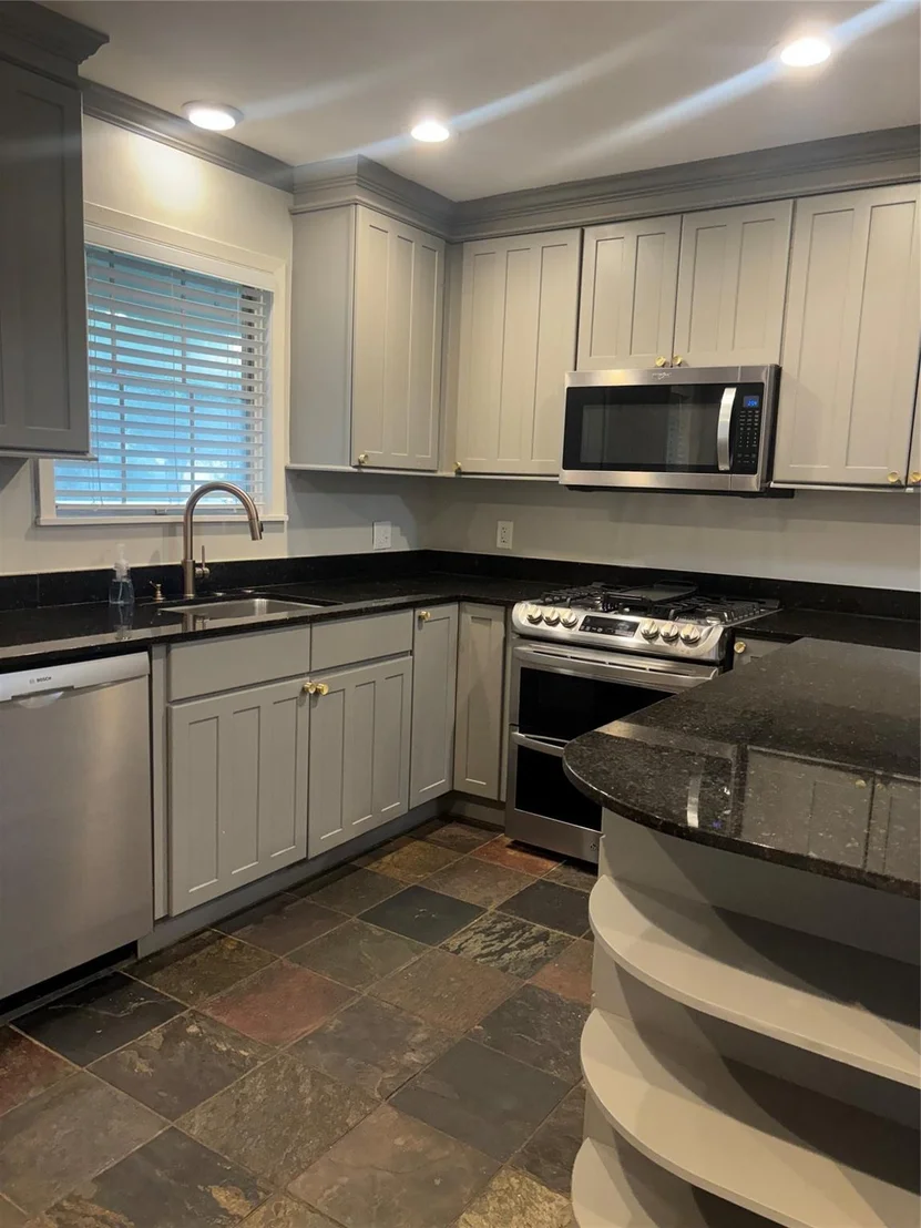 Photo of 5325 Verdome Lane