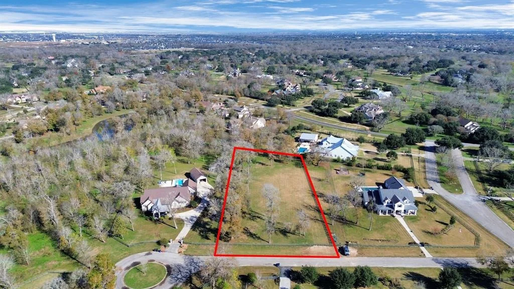 Photo of 5010 Woodside Lane