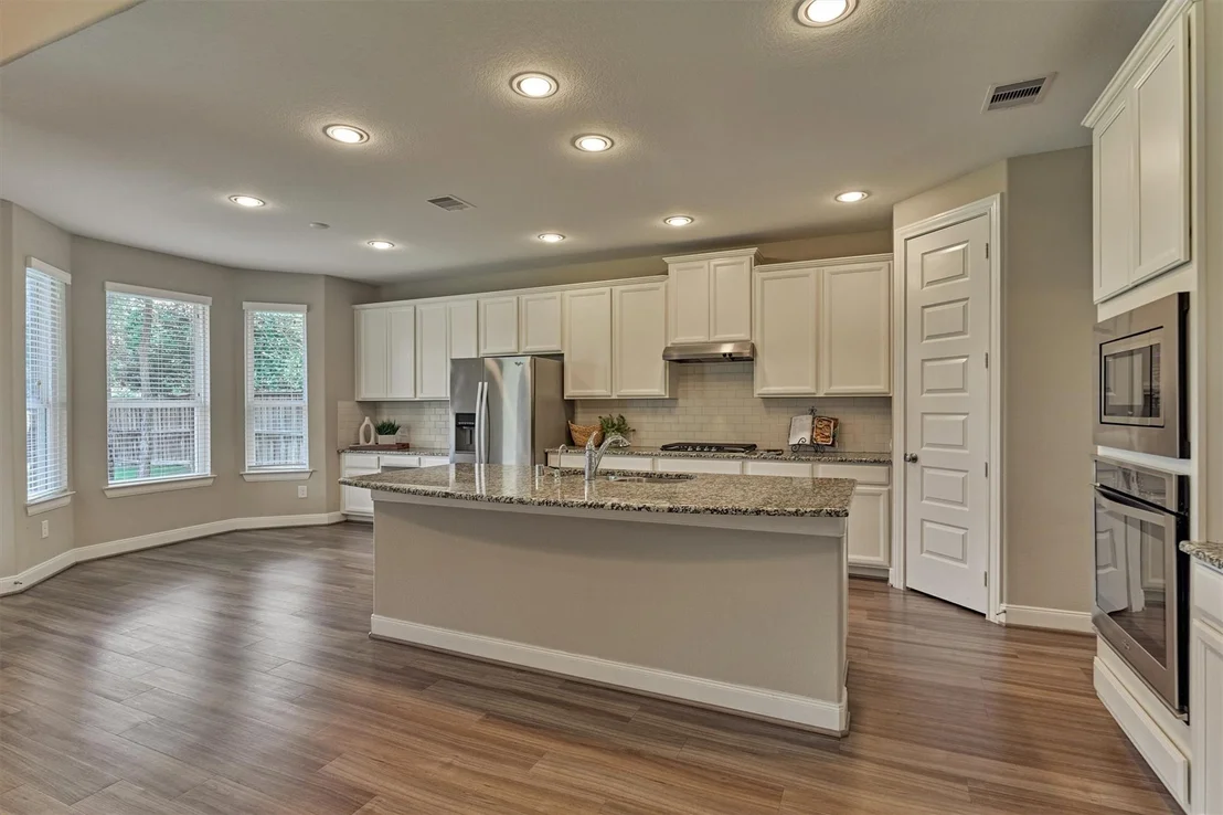 Photo of 4043 Steep Woods Drive