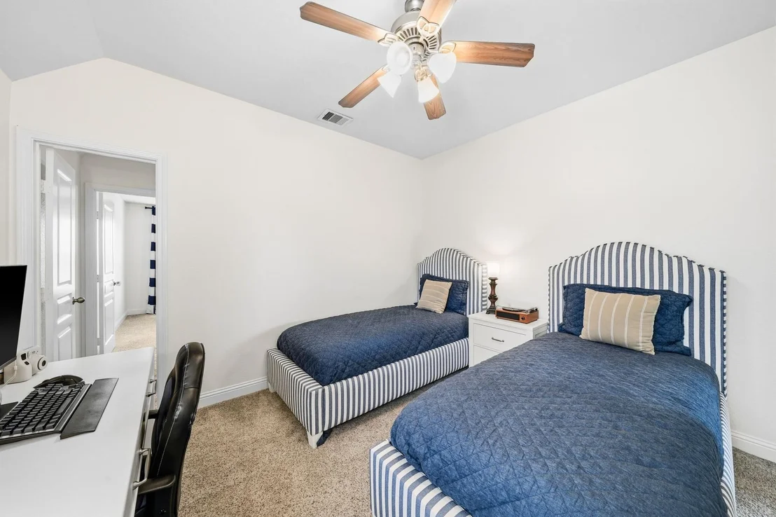 Photo of 17610 Strackfield Lane