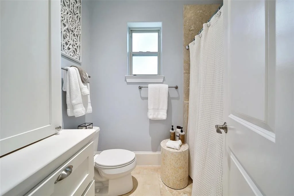 Photo of 28 Lake Forest Drive