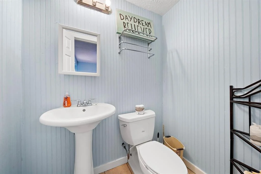 Photo of 16906 Beachcomber