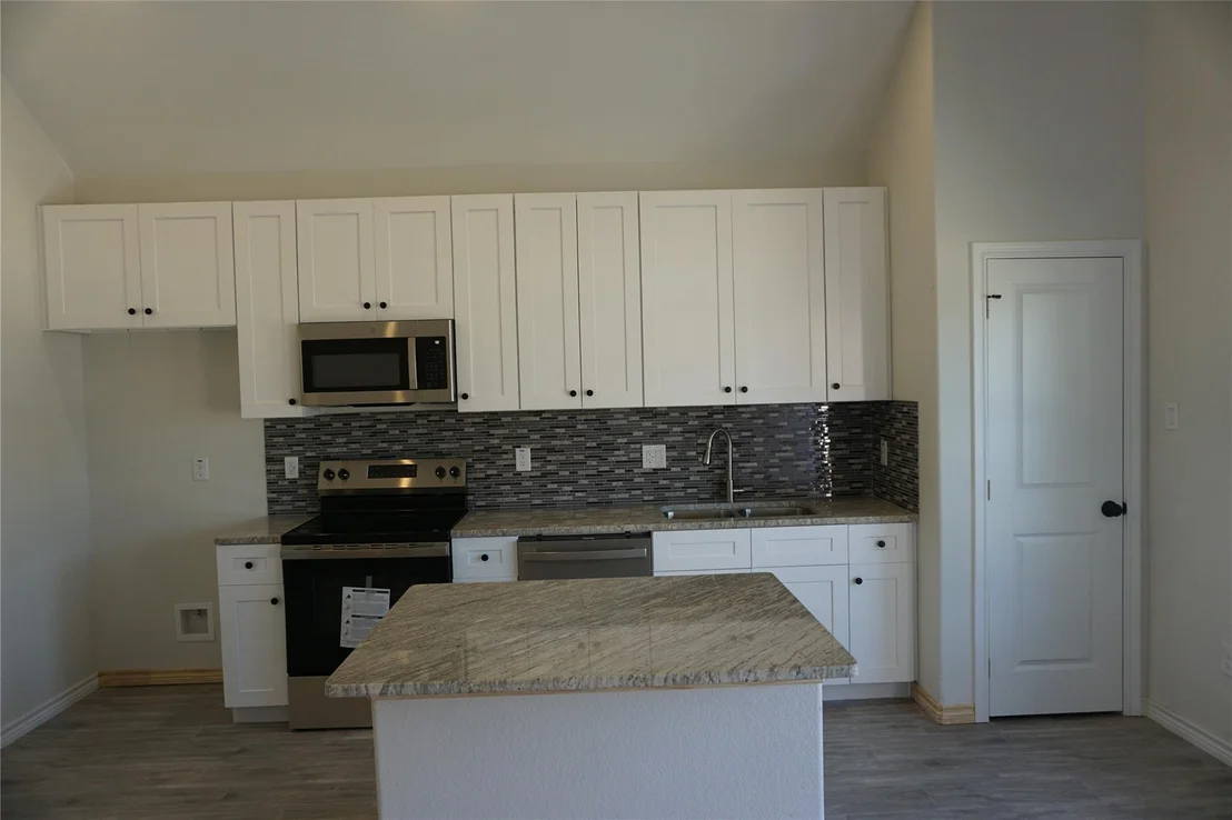 Photo of 10090 Calendar Street