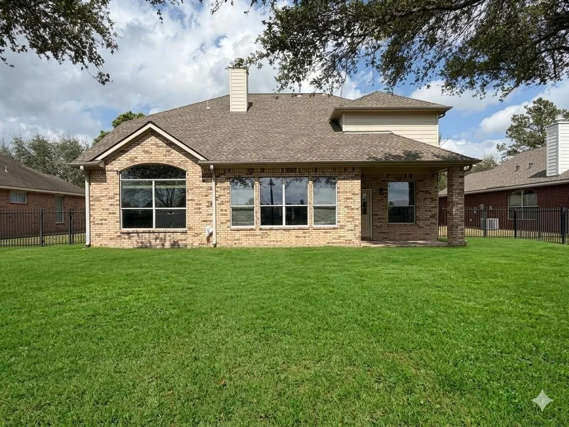 Photo of 24327 Lanning Drive