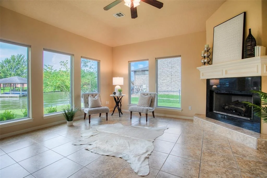 Photo of 13690 Shoreline Drive