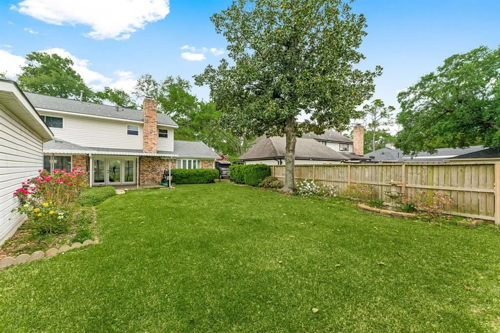 Photo of 7543 Maple Tree Drive