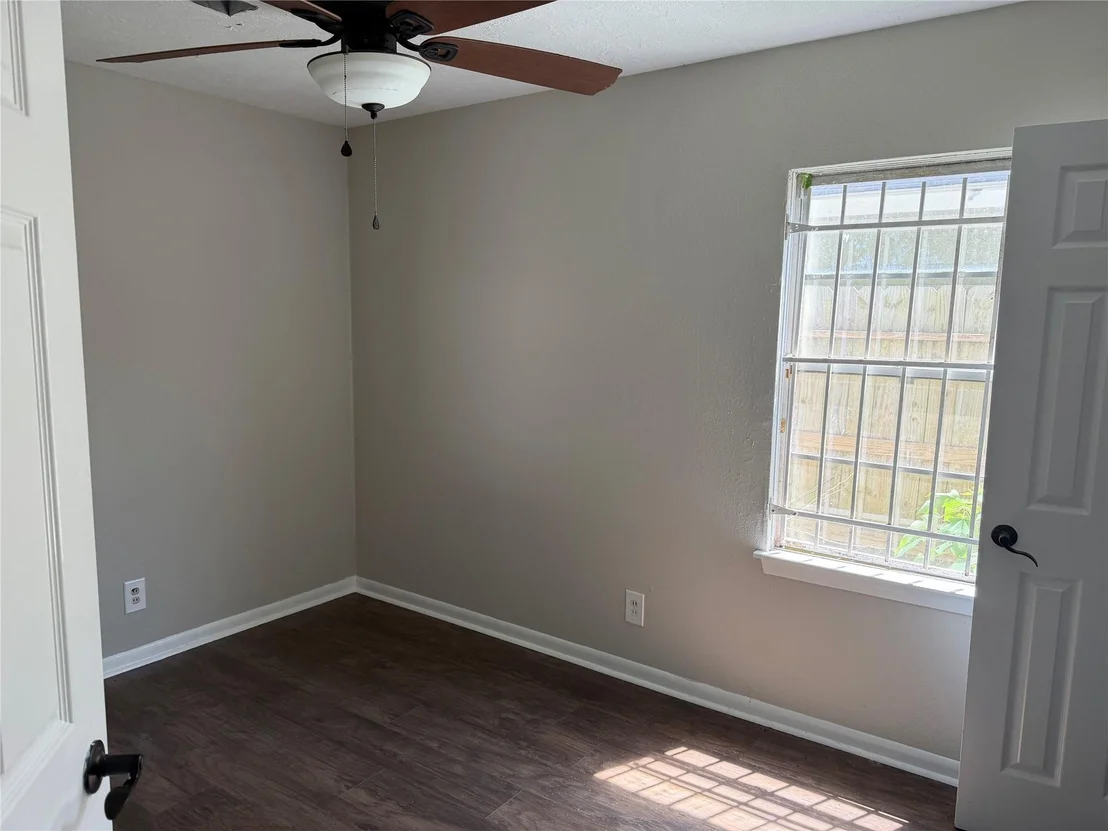 Photo of 5535 Elmlawn Drive