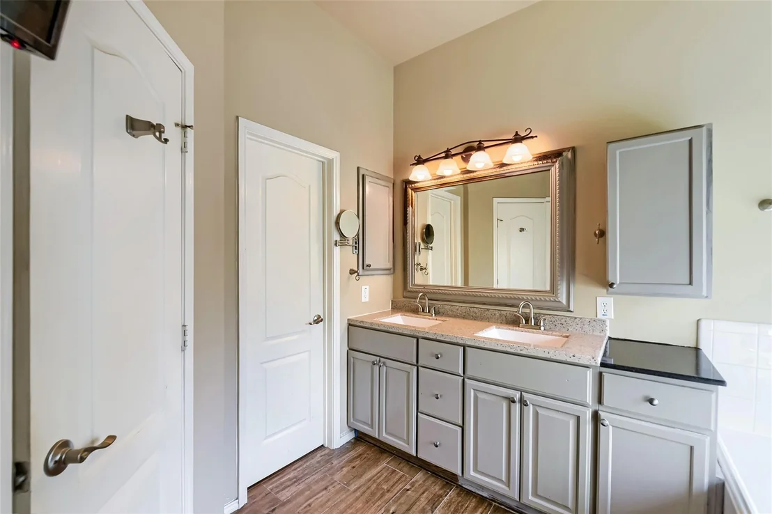 Photo of 2402 Comal Drive