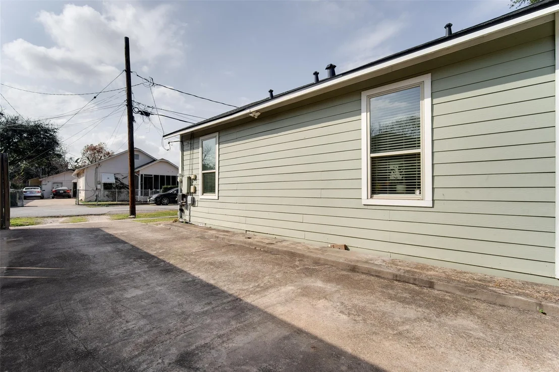 Photo of 2116 Carter Street