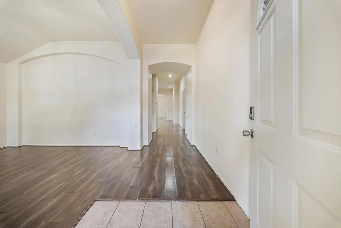 Photo of 5015 Bridgecrossing Court