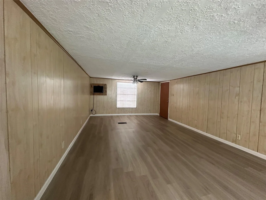 Photo of 557 Moose Drive