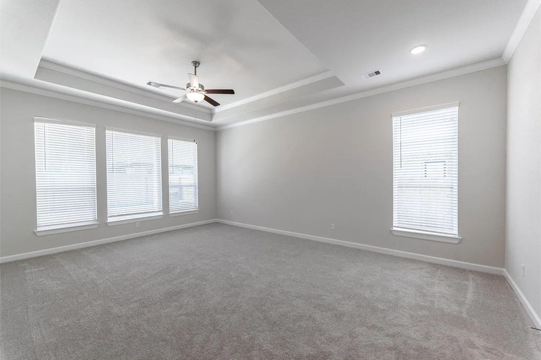 Photo of 710 Woodbinde