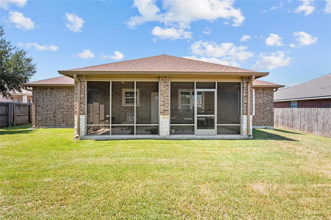 Photo of 600 Olde Oaks Circle