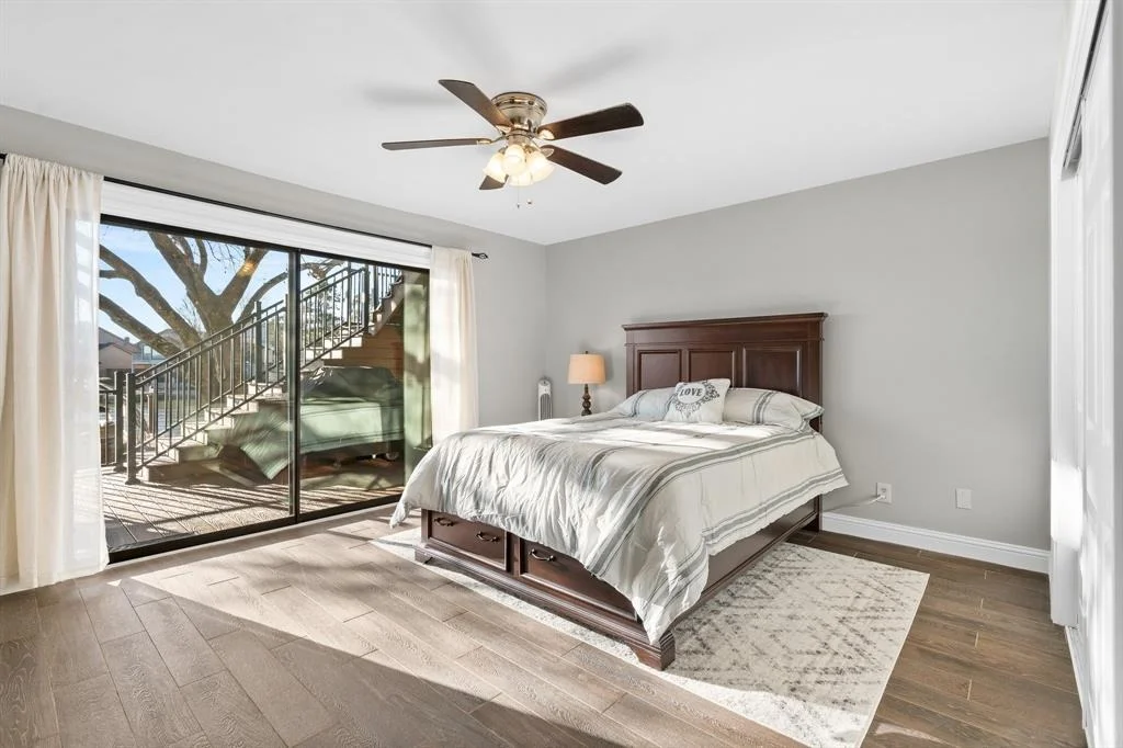 Photo of 3343 Torrey Pines Drive