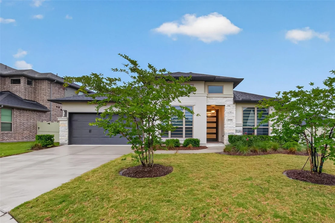 Photo of 10383 Bayou Oaks Drive