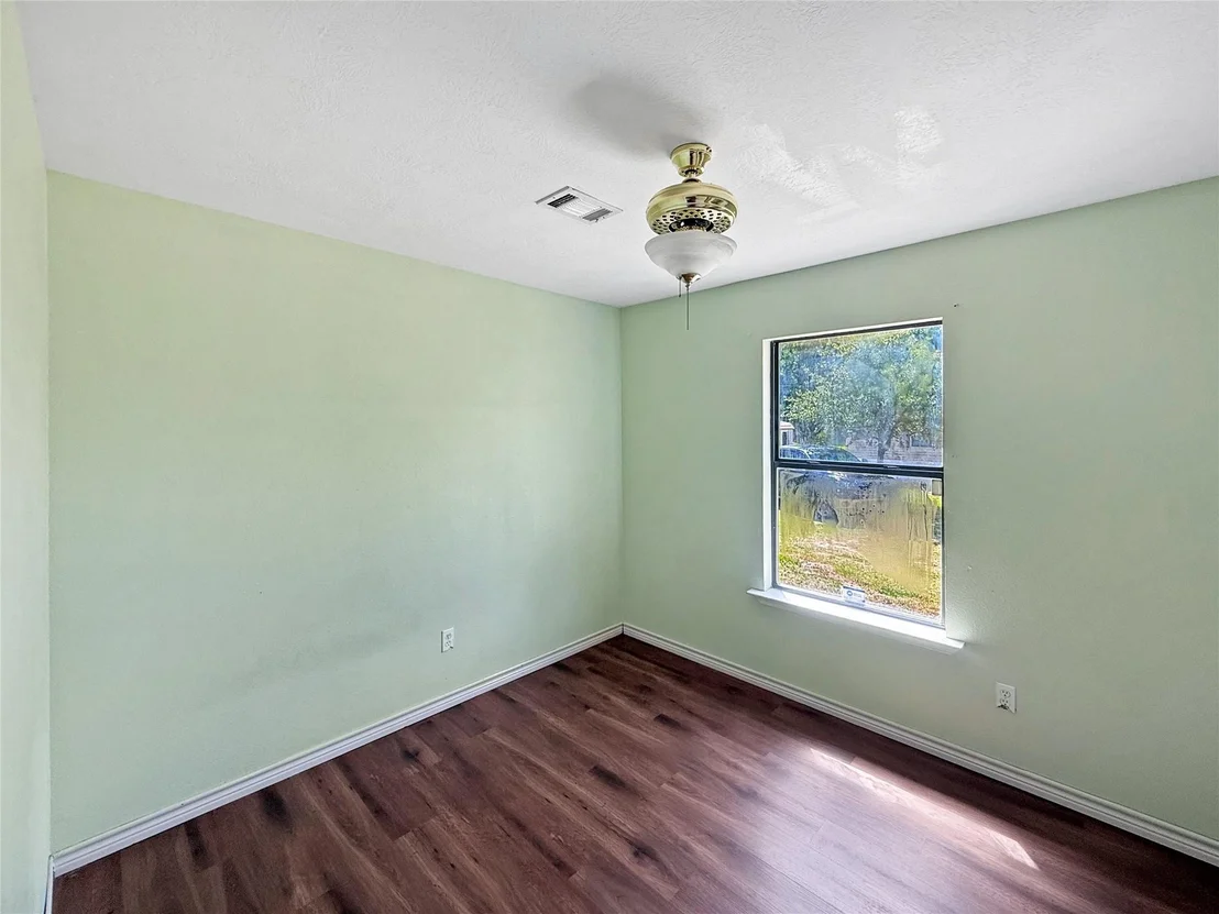 Photo of 327 Reuben Street