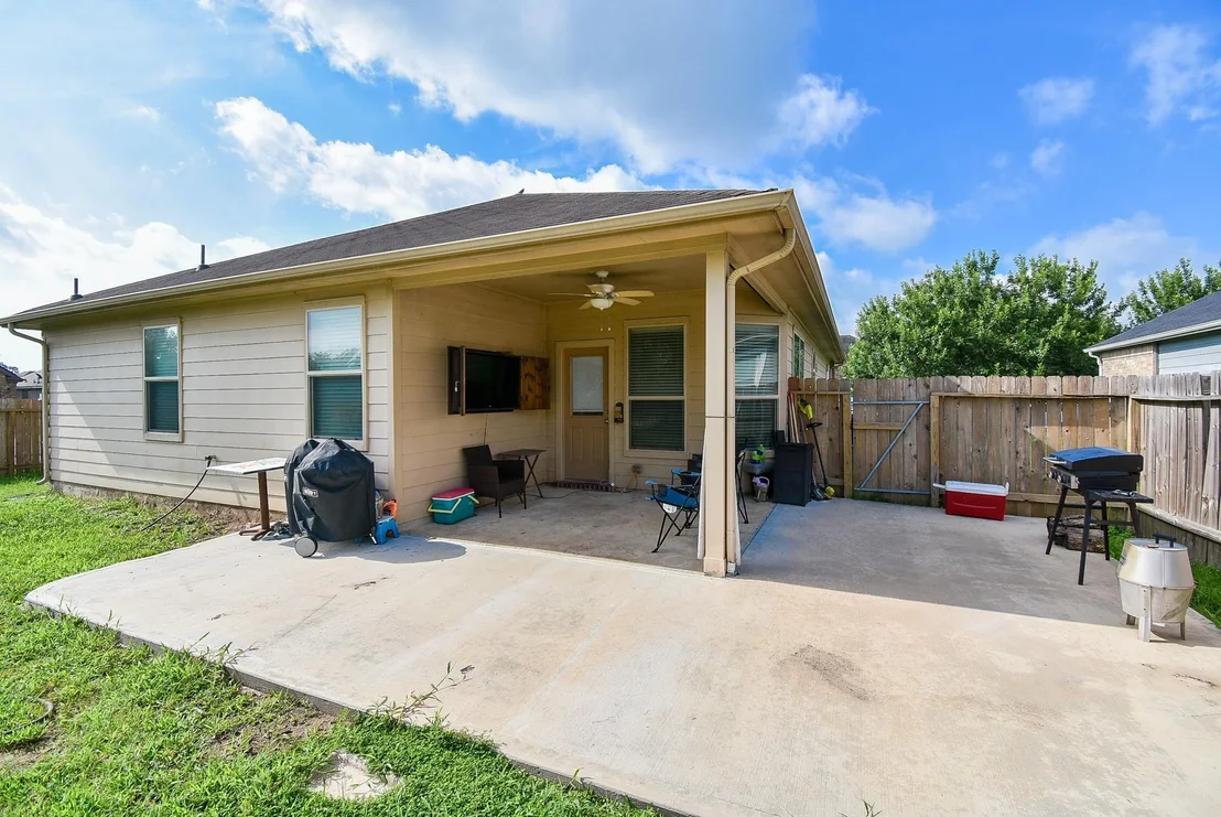 Photo of 8610 Sweet Pasture Drive