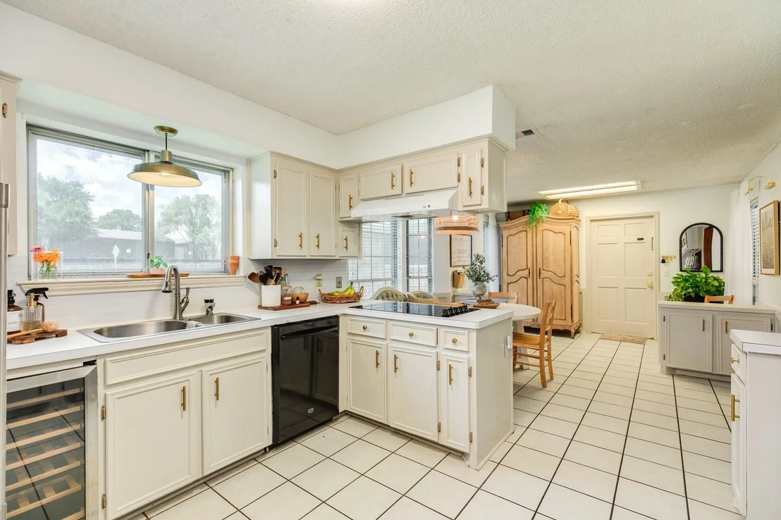 Photo of 136 Tamarisk Trail