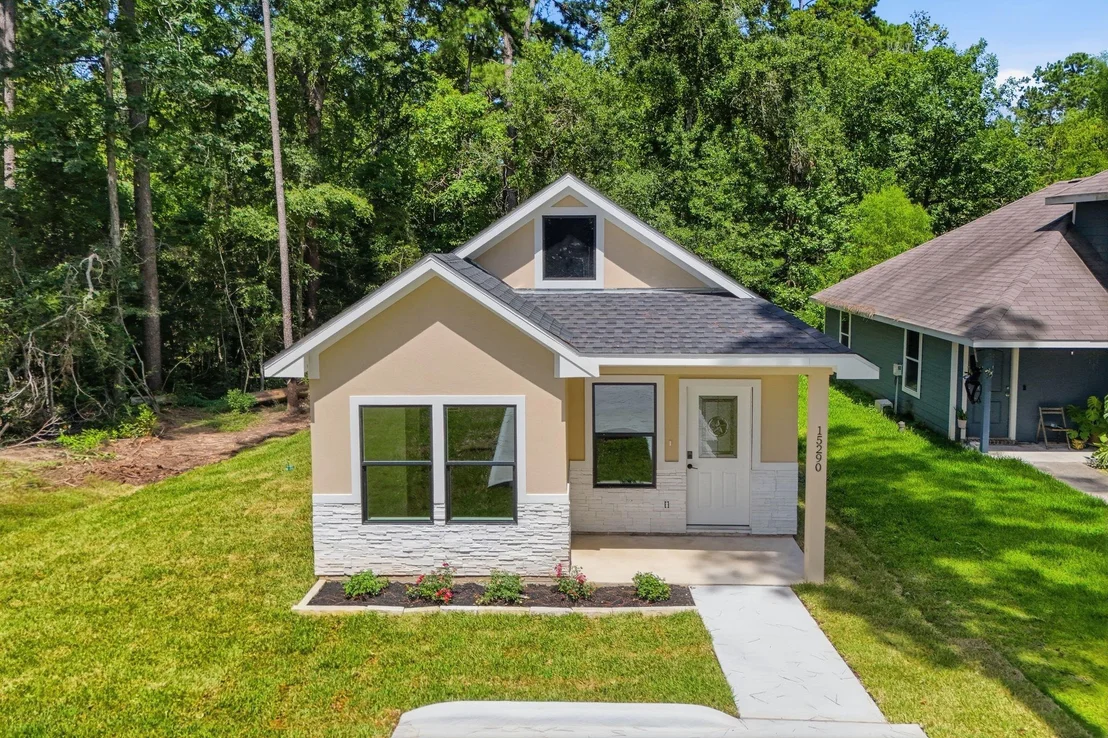 Photo of 15290 Arrowhead Loop W