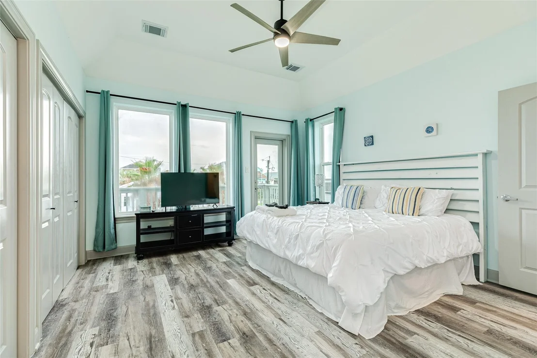 Photo of 13027 Jolly Roger Drive