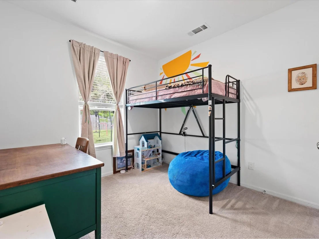 Photo of 301 Maple Bark Trail